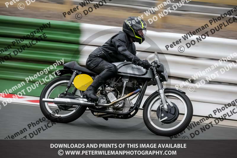 Vintage motorcycle club;eventdigitalimages;mallory park;mallory park trackday photographs;no limits trackdays;peter wileman photography;trackday digital images;trackday photos;vmcc festival 1000 bikes photographs